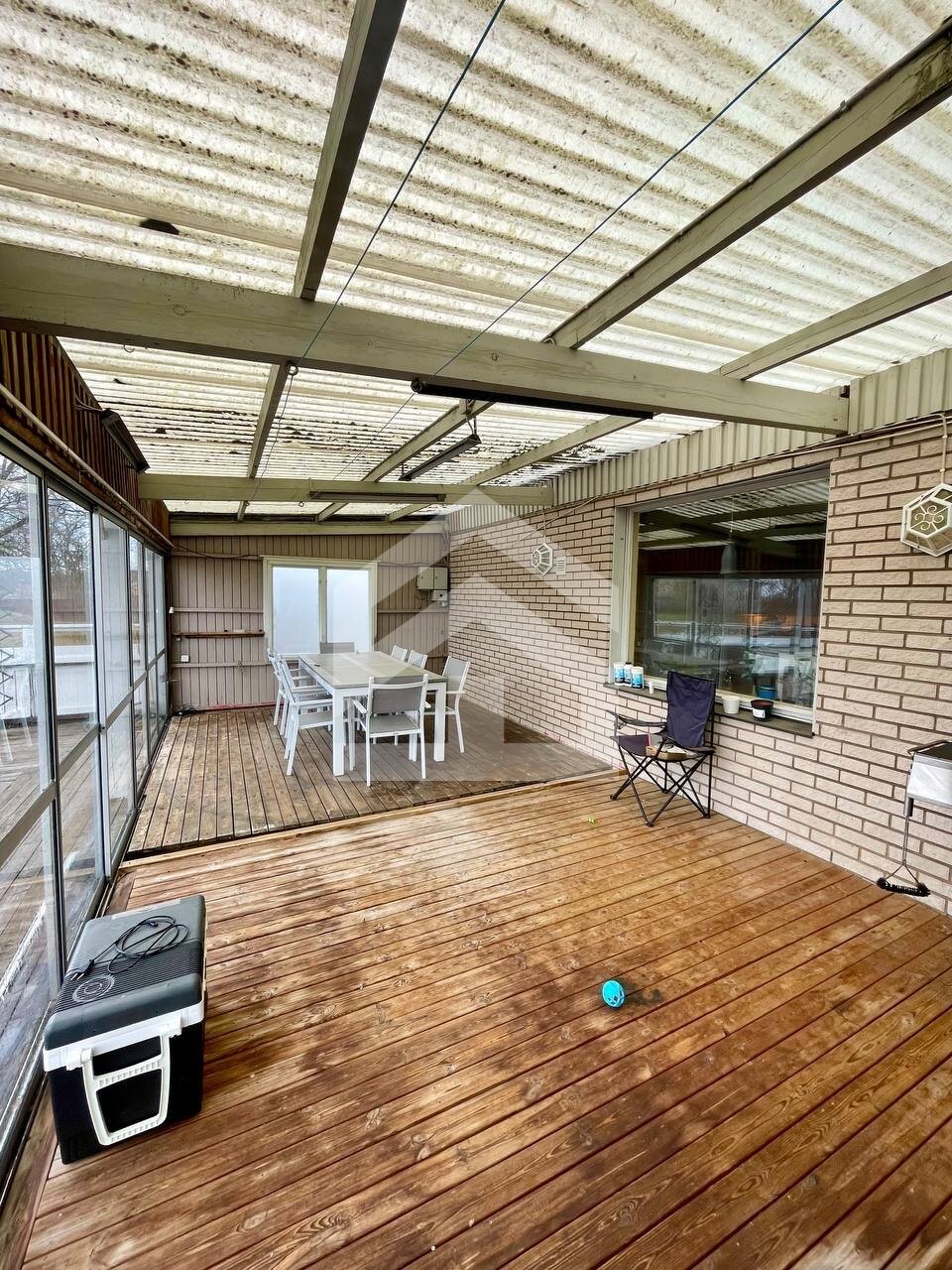 Exklusives Wohn- und Geschäftshaus direkt am Fluss Emån – Ein Juwel in Schweden / Småland