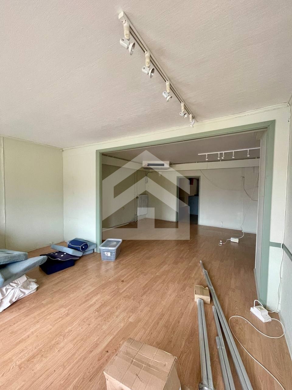 Exklusives Wohn- und Geschäftshaus direkt am Fluss Emån – Ein Juwel in Schweden / Småland