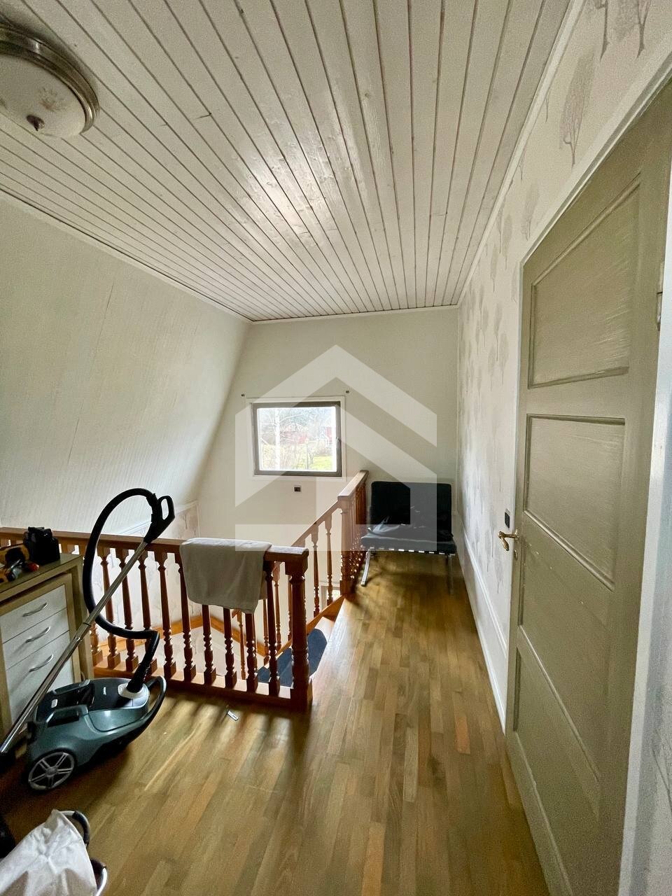 Exklusives Wohn- und Geschäftshaus direkt am Fluss Emån – Ein Juwel in Schweden / Småland