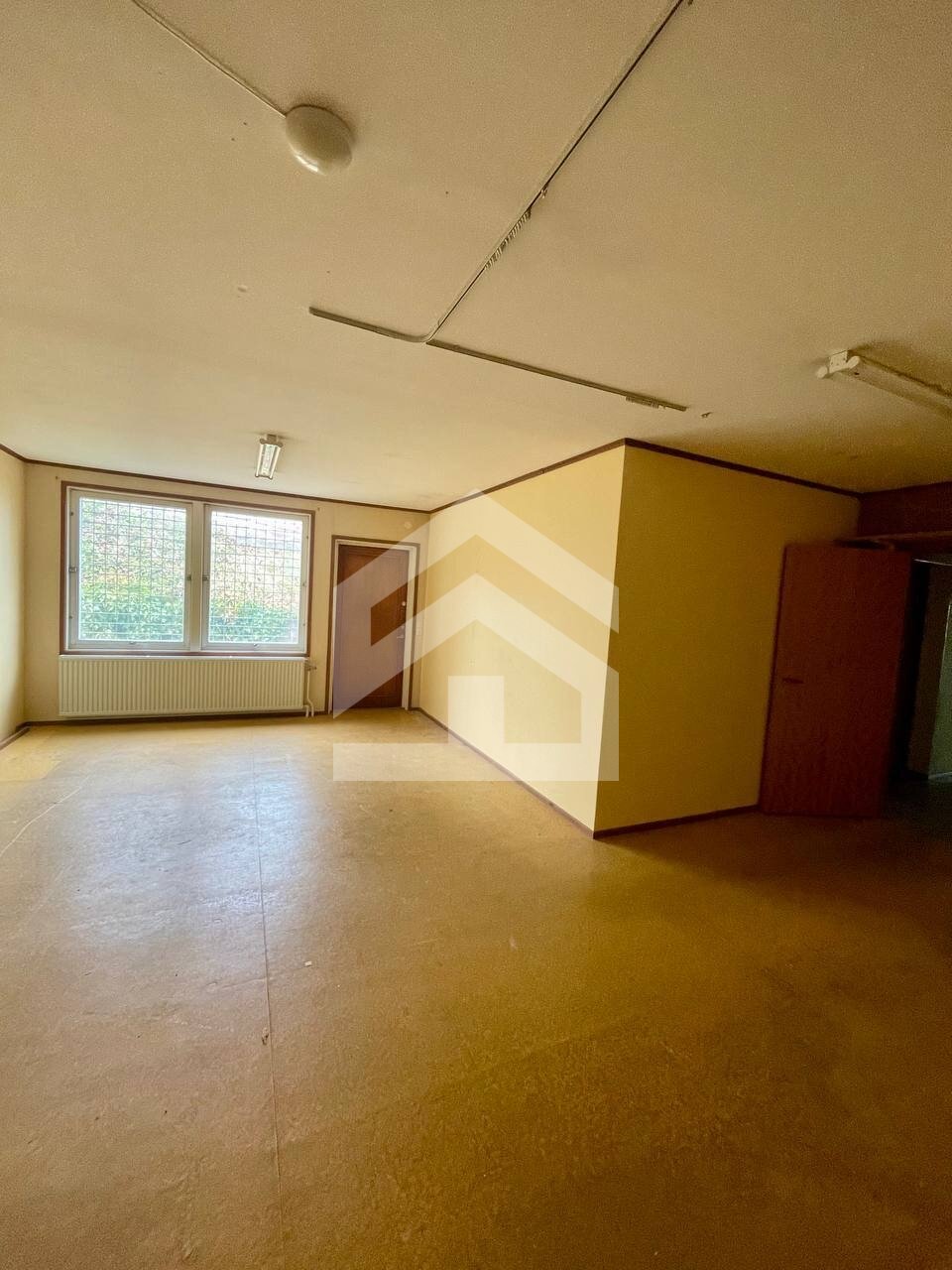 Exklusives Wohn- und Geschäftshaus direkt am Fluss Emån – Ein Juwel in Schweden / Småland