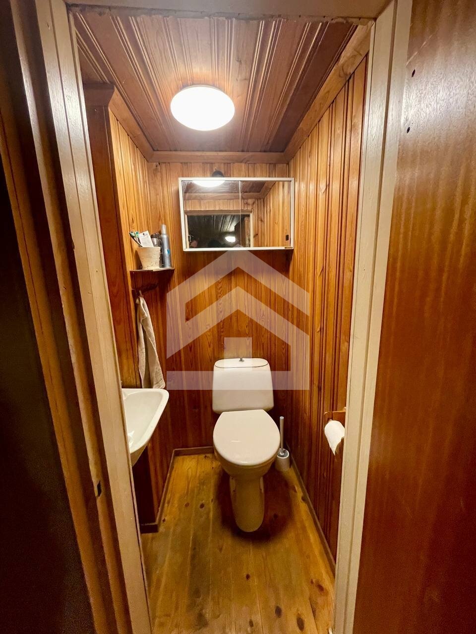 Exklusives Wohn- und Geschäftshaus direkt am Fluss Emån – Ein Juwel in Schweden / Småland