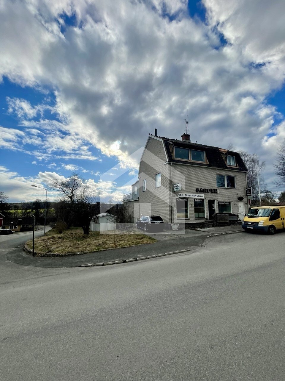 Exklusives Wohn- und Geschäftshaus direkt am Fluss Emån – Ein Juwel in Schweden / Småland