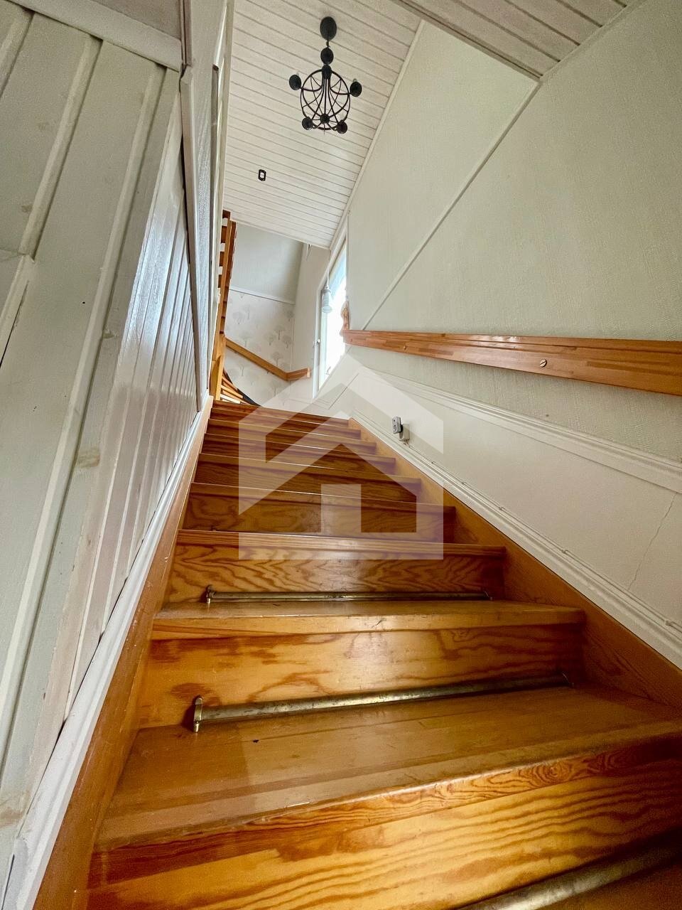 Exklusives Wohn- und Geschäftshaus direkt am Fluss Emån – Ein Juwel in Schweden / Småland