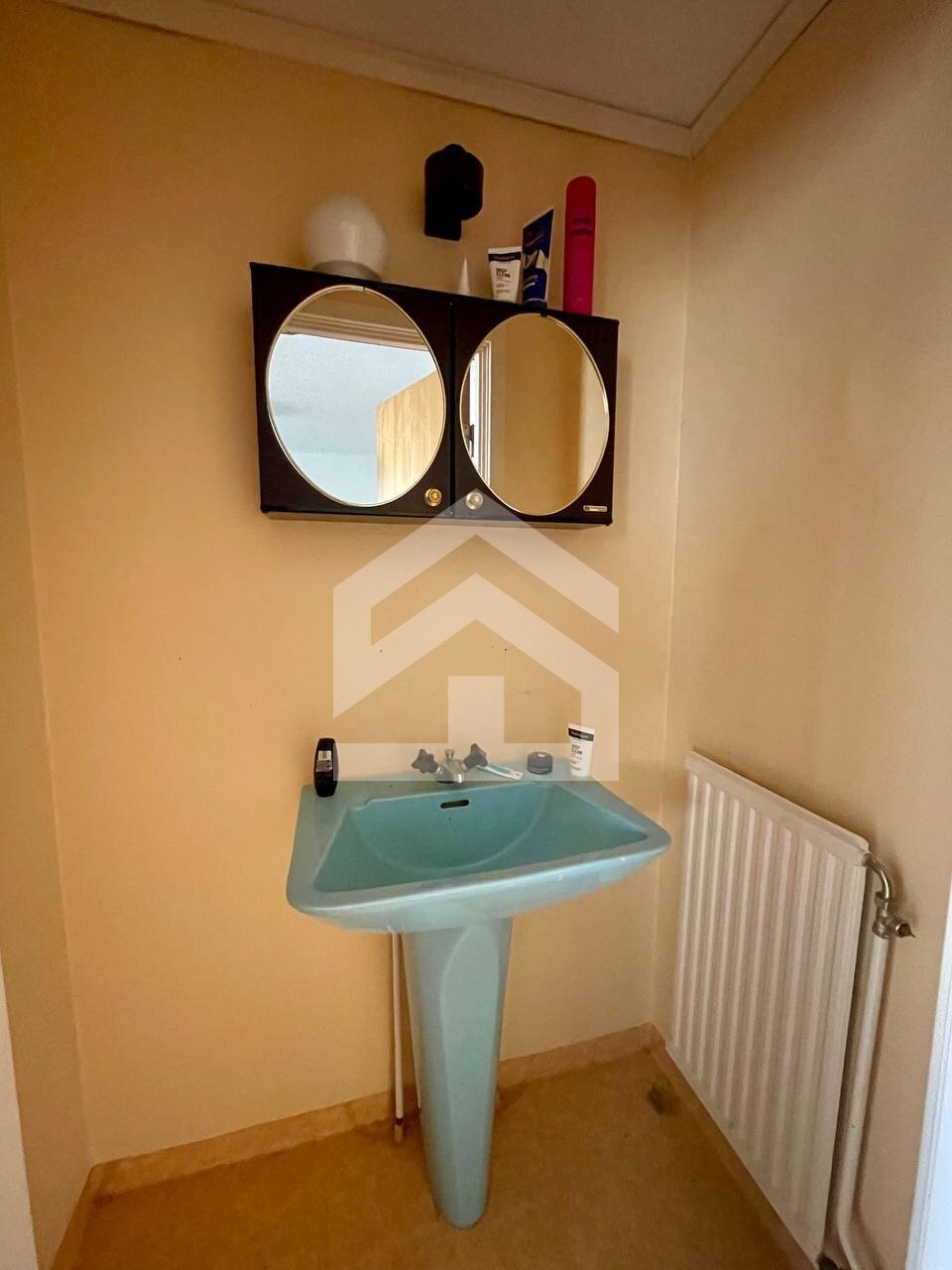 Exklusives Wohn- und Geschäftshaus direkt am Fluss Emån – Ein Juwel in Schweden / Småland