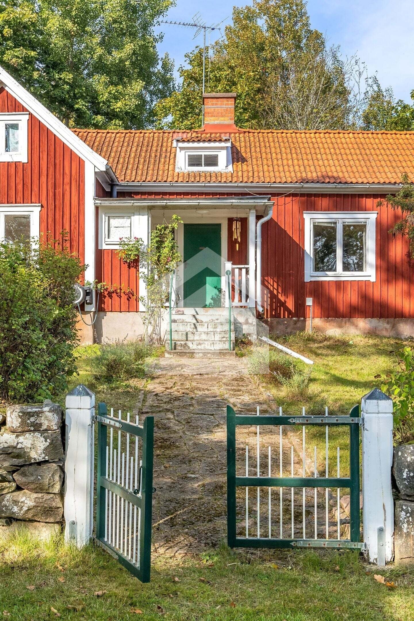 Echte Småland-Romantik erleben: Historisches Schweden-Haus von 1876 in traumhafter Alleinlage