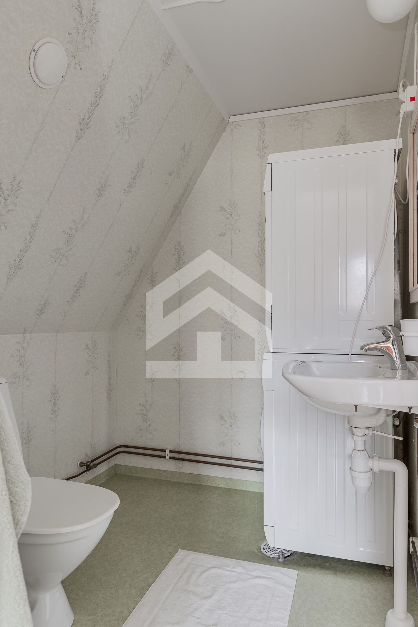 Traumhafter Meerblick in Småland: Klassisches Schweden-Haus in Küstenlage / am Meer von Timmernabben