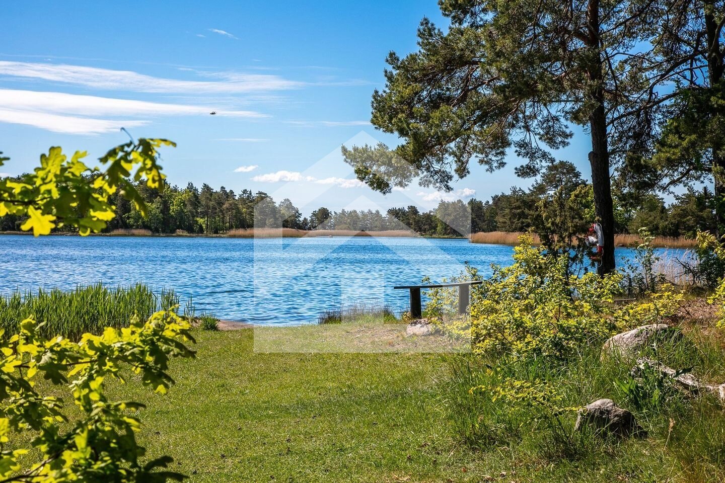 Lebensqualität pur in Schweden: Wellness-Villa mit Meerblick und Sauna im Herzen von Småland