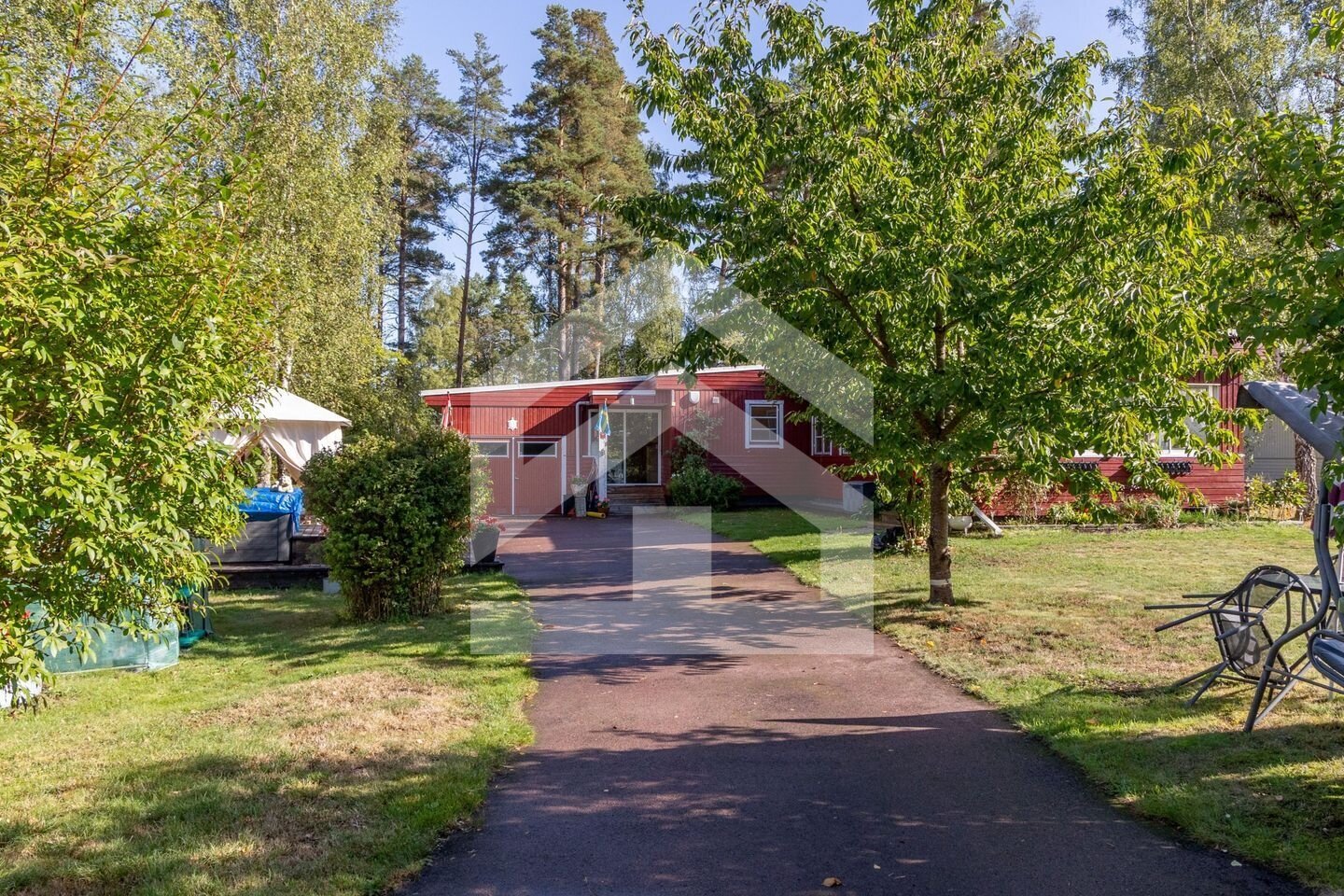 Lebensqualität pur in Schweden: Wellness-Villa mit Meerblick und Sauna im Herzen von Småland