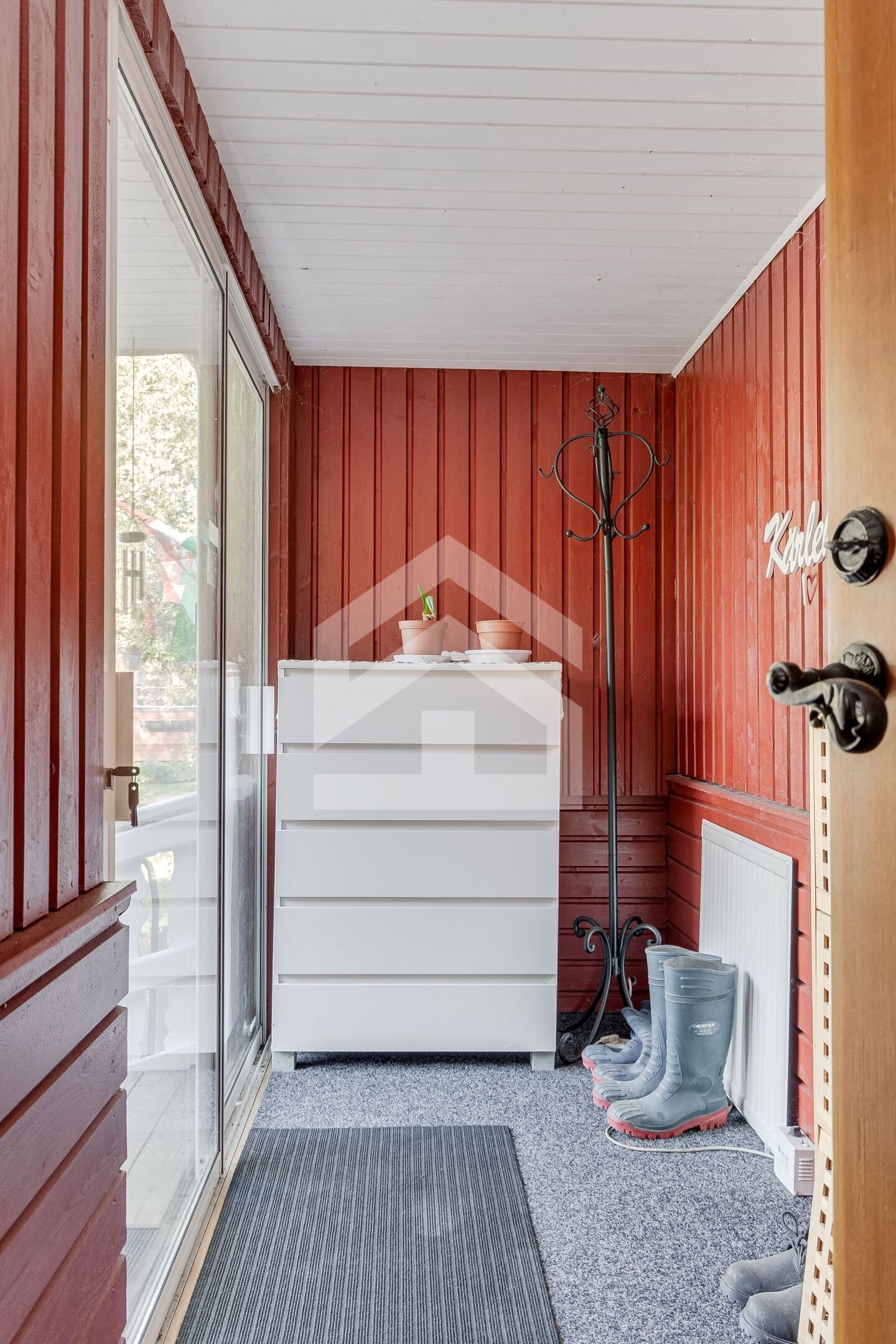 Lebensqualität pur in Schweden: Wellness-Villa mit Meerblick und Sauna im Herzen von Småland