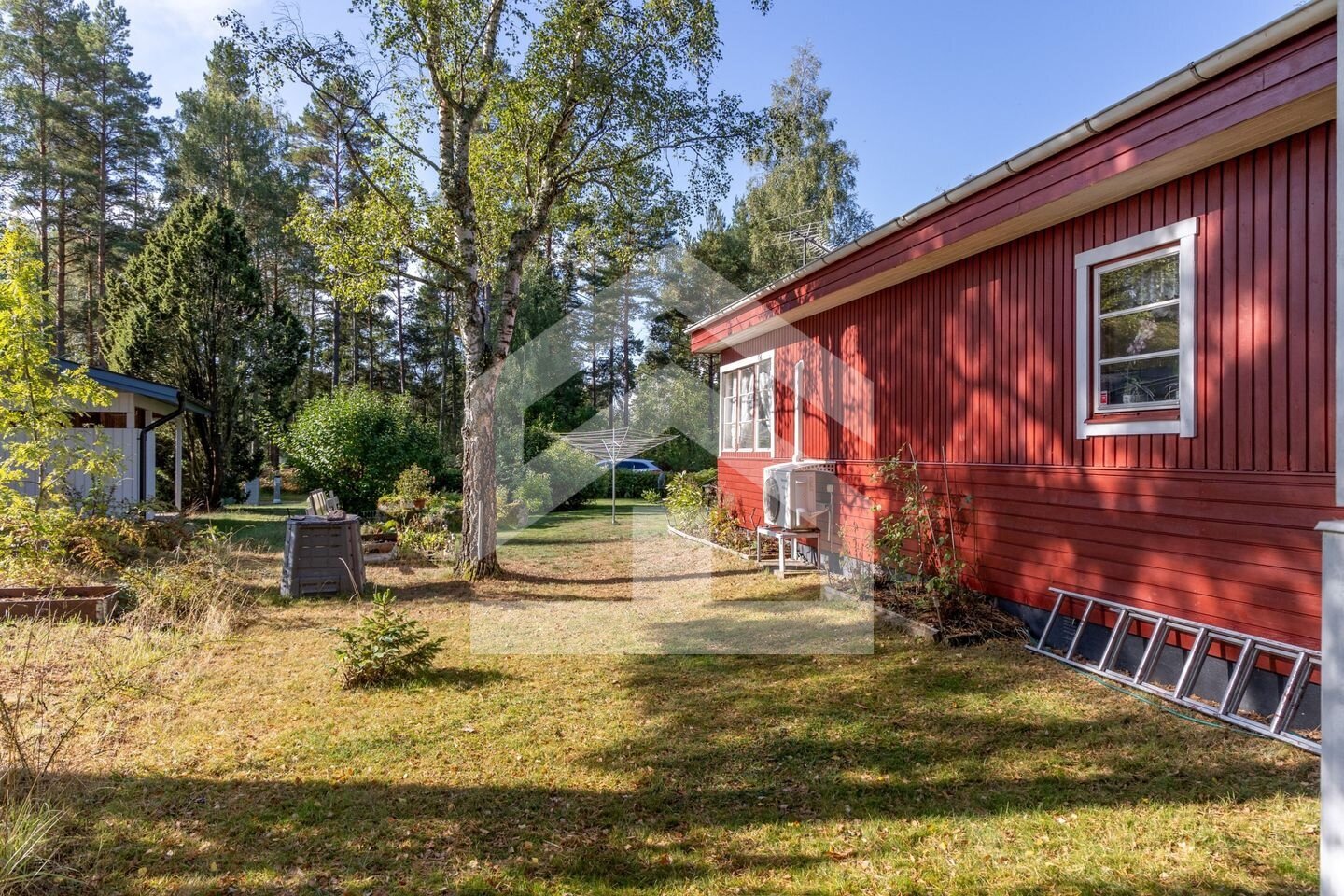 Lebensqualität pur in Schweden: Wellness-Villa mit Meerblick und Sauna im Herzen von Småland