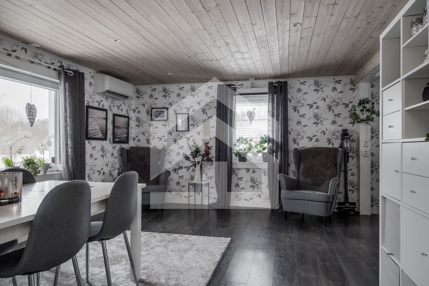 Familienglück in Schweden: Renovierte Villa mit eigenem Pool im idyllischen Småland