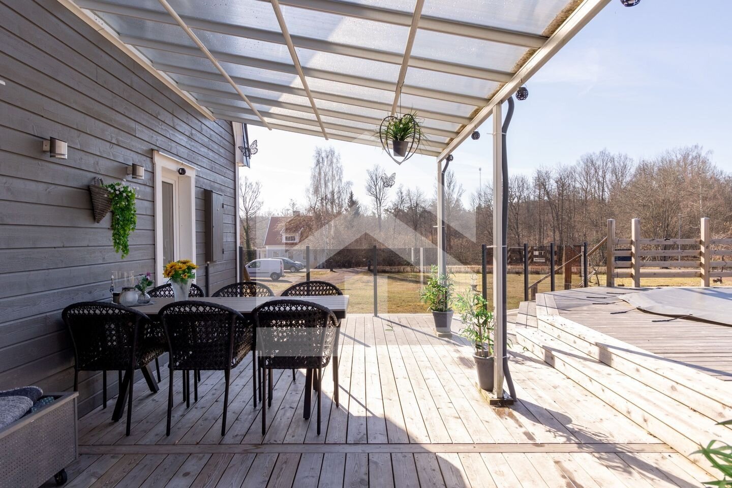 Familienglück in Schweden: Renovierte Villa mit eigenem Pool im idyllischen Småland