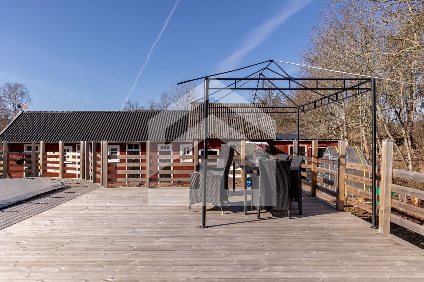 Familienglück in Schweden: Renovierte Villa mit eigenem Pool im idyllischen Småland