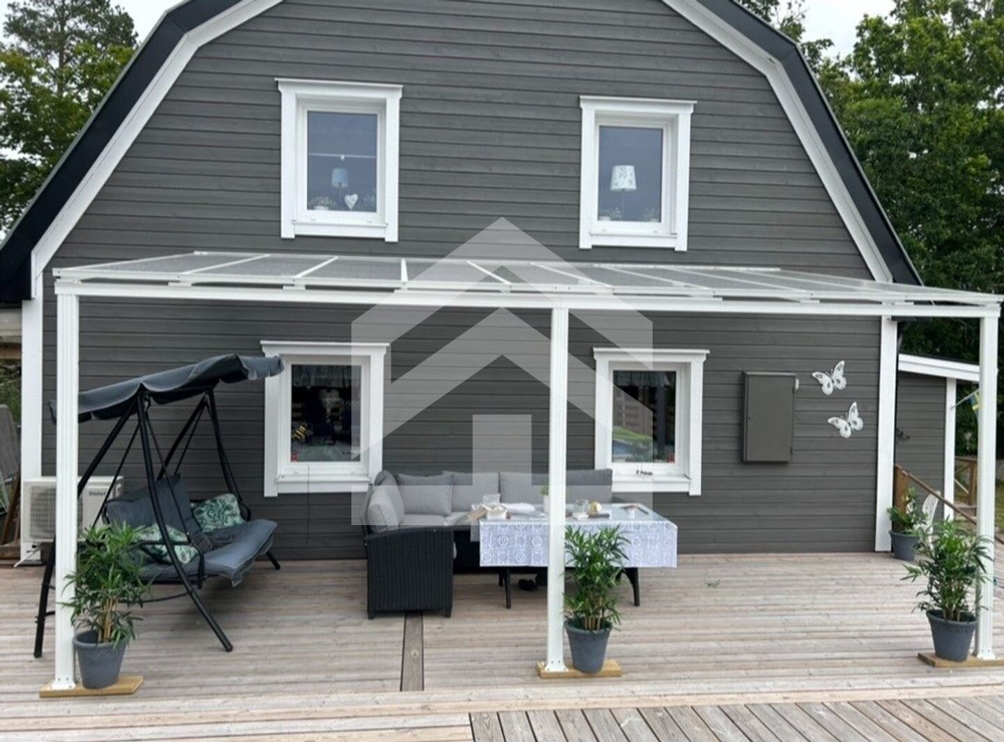 Familienglück in Schweden: Renovierte Villa mit eigenem Pool im idyllischen Småland