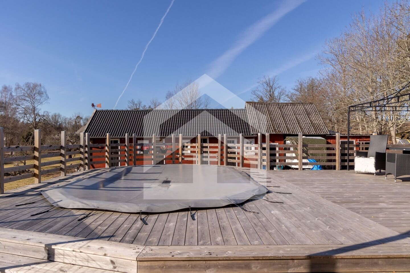 Familienglück in Schweden: Renovierte Villa mit eigenem Pool im idyllischen Småland