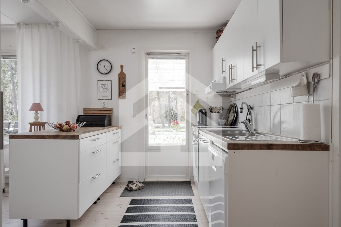 Großzügiges Ferienhaus mit Meerblick auf der Insel Oknö in Schweden