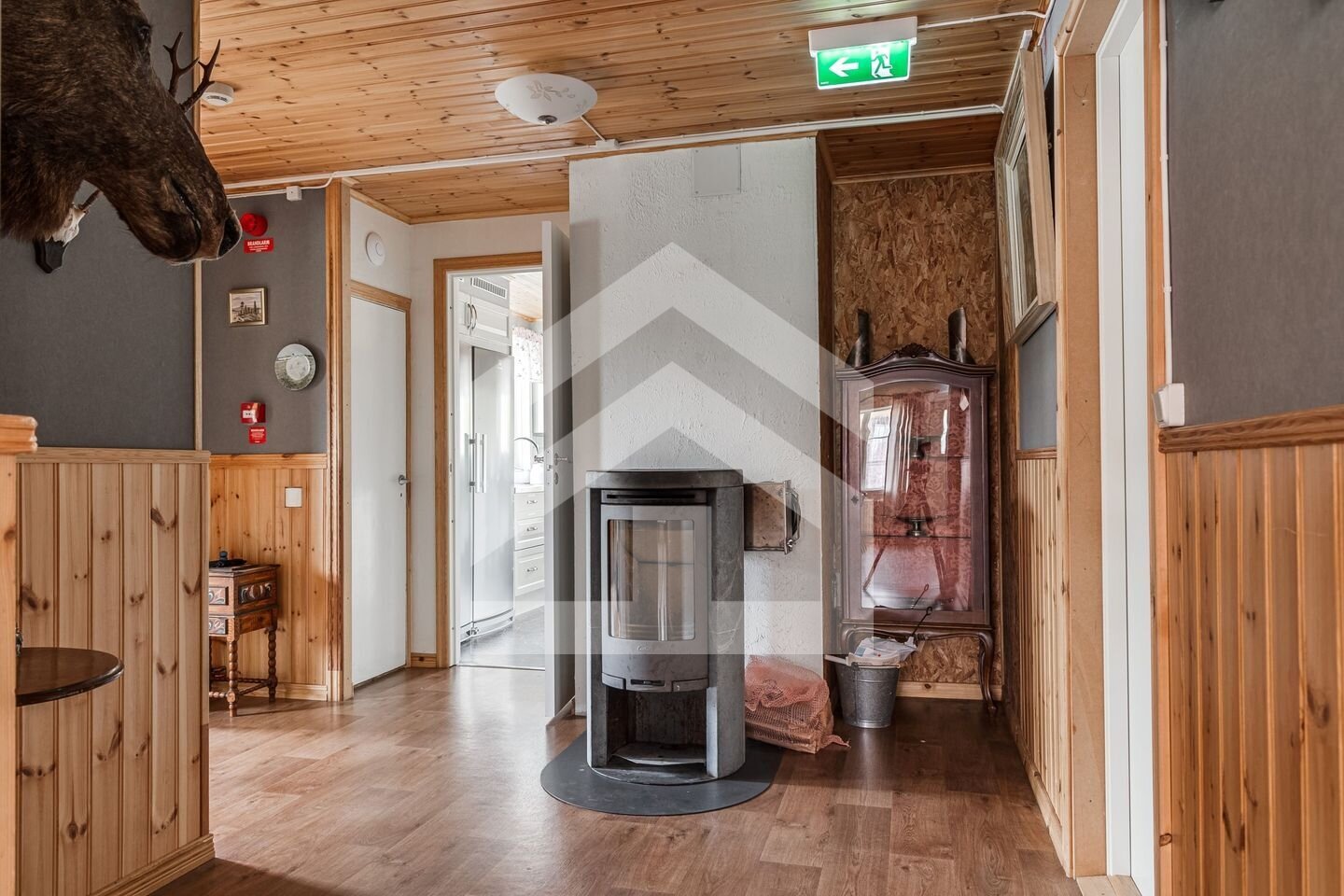 Gård in Schweden: Einzigartiger Resthof mit 50 Hektar, Solaranlage & eigenem Windkraftwerk