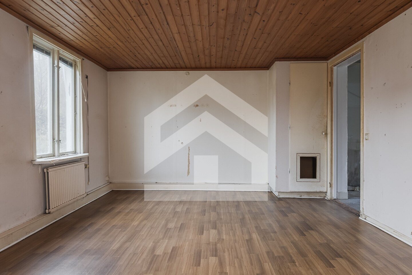 Dein kreatives Schweden - Projekt: Geräumiges Schweden Haus auf über 2.600 m² Grundstück zentral in Småland.