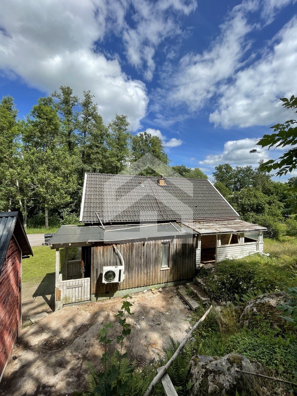 Dein kreatives Schweden - Projekt: Geräumiges Schweden Haus auf über 2.600 m² Grundstück zentral in Småland.