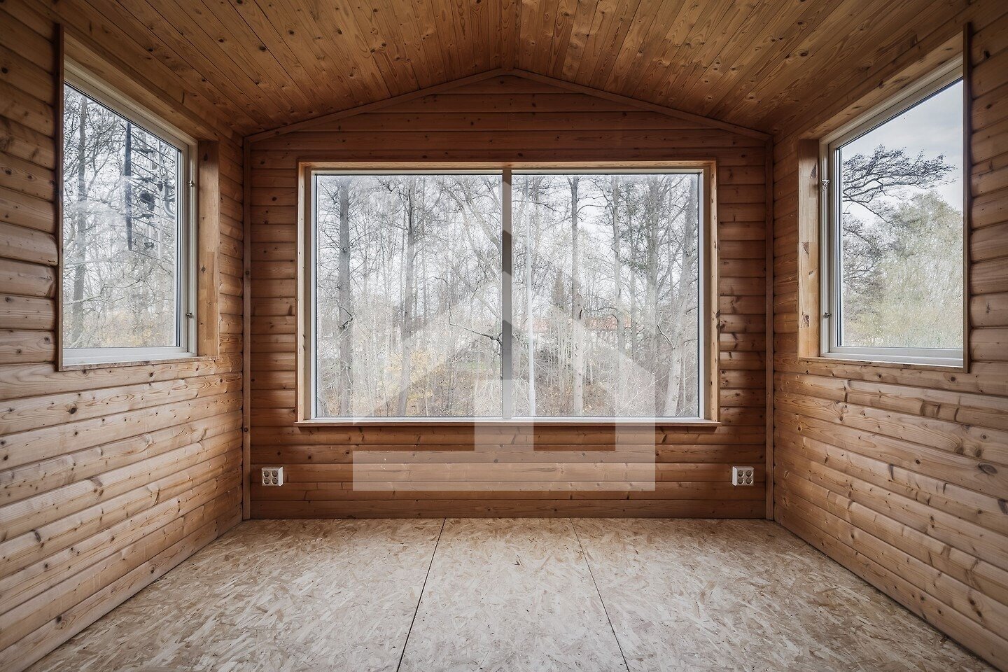 Dein kreatives Schweden - Projekt: Geräumiges Schweden Haus auf über 2.600 m² Grundstück zentral in Småland.