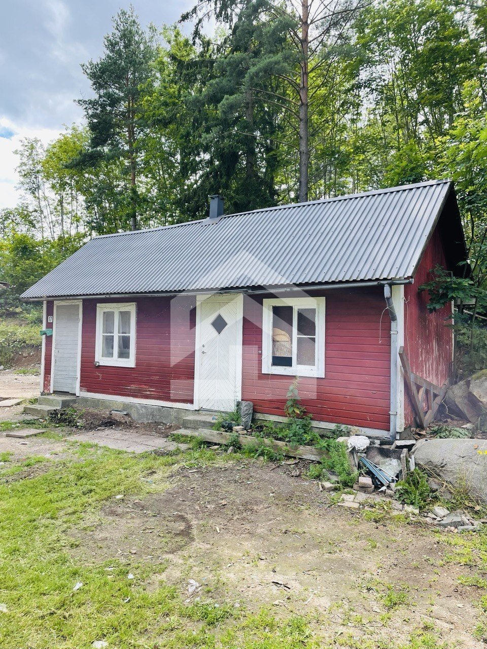 Dein kreatives Schweden - Projekt: Geräumiges Schweden Haus auf über 2.600 m² Grundstück zentral in Småland.