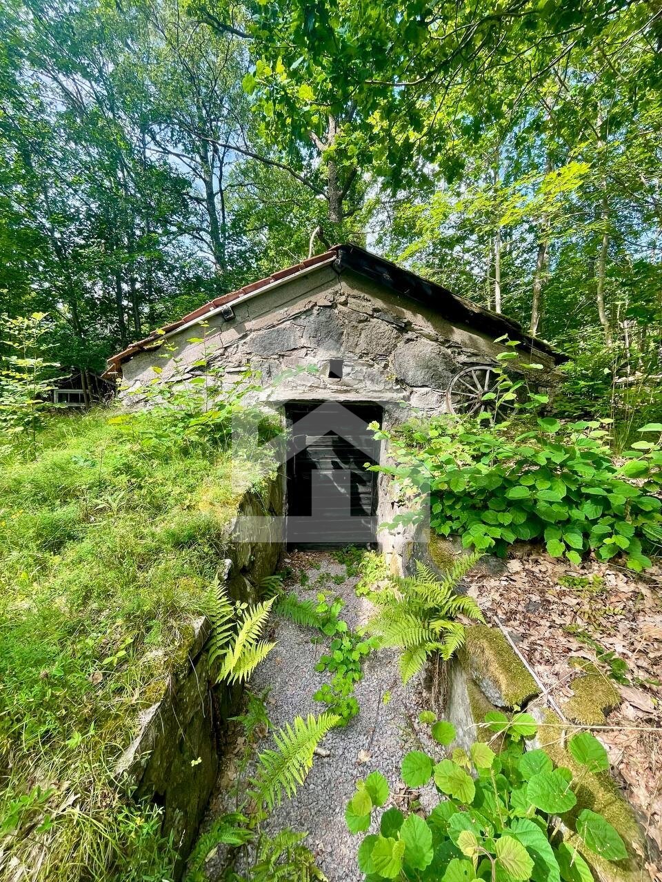 Traumhaftes Natur-Refugium in Schweden: Charmantes Haus / Ferienhaus / Torp mit riesigem Naturgrundstück in Småland.