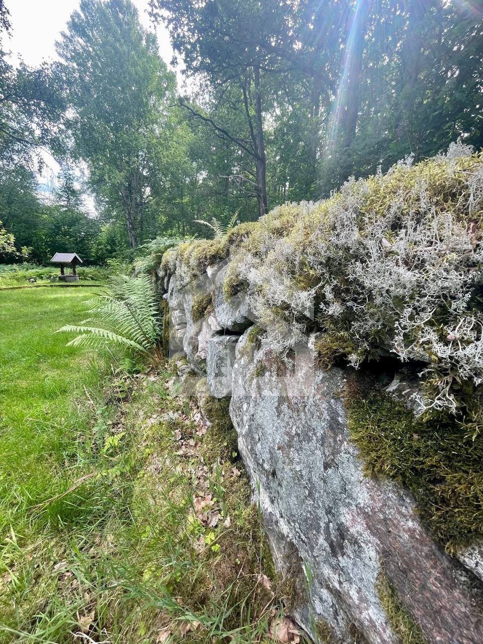 Traumhaftes Natur-Refugium in Schweden: Charmantes Haus / Ferienhaus / Torp mit riesigem Naturgrundstück in Småland.