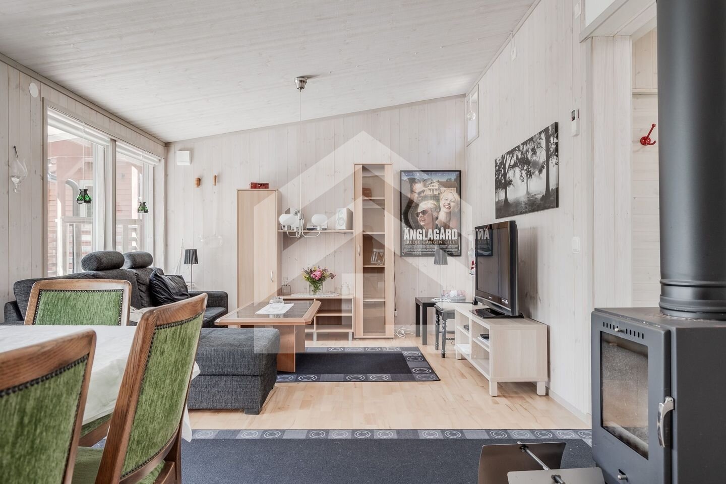 Dein eigenes Seeparadies in Schweden: Stilvolles Schwedenhaus mit Sauna & Badesee in Småland