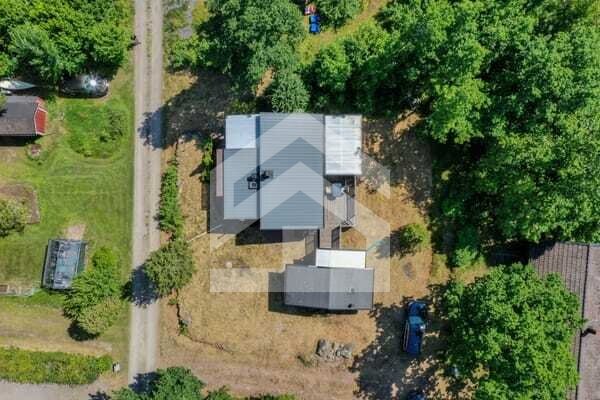 Dein eigenes Seeparadies in Schweden: Stilvolles Schwedenhaus mit Sauna & Badesee in Småland