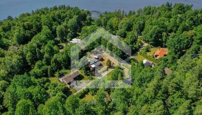Dein eigenes Seeparadies in Schweden: Stilvolles Schwedenhaus mit Sauna & Badesee in Småland